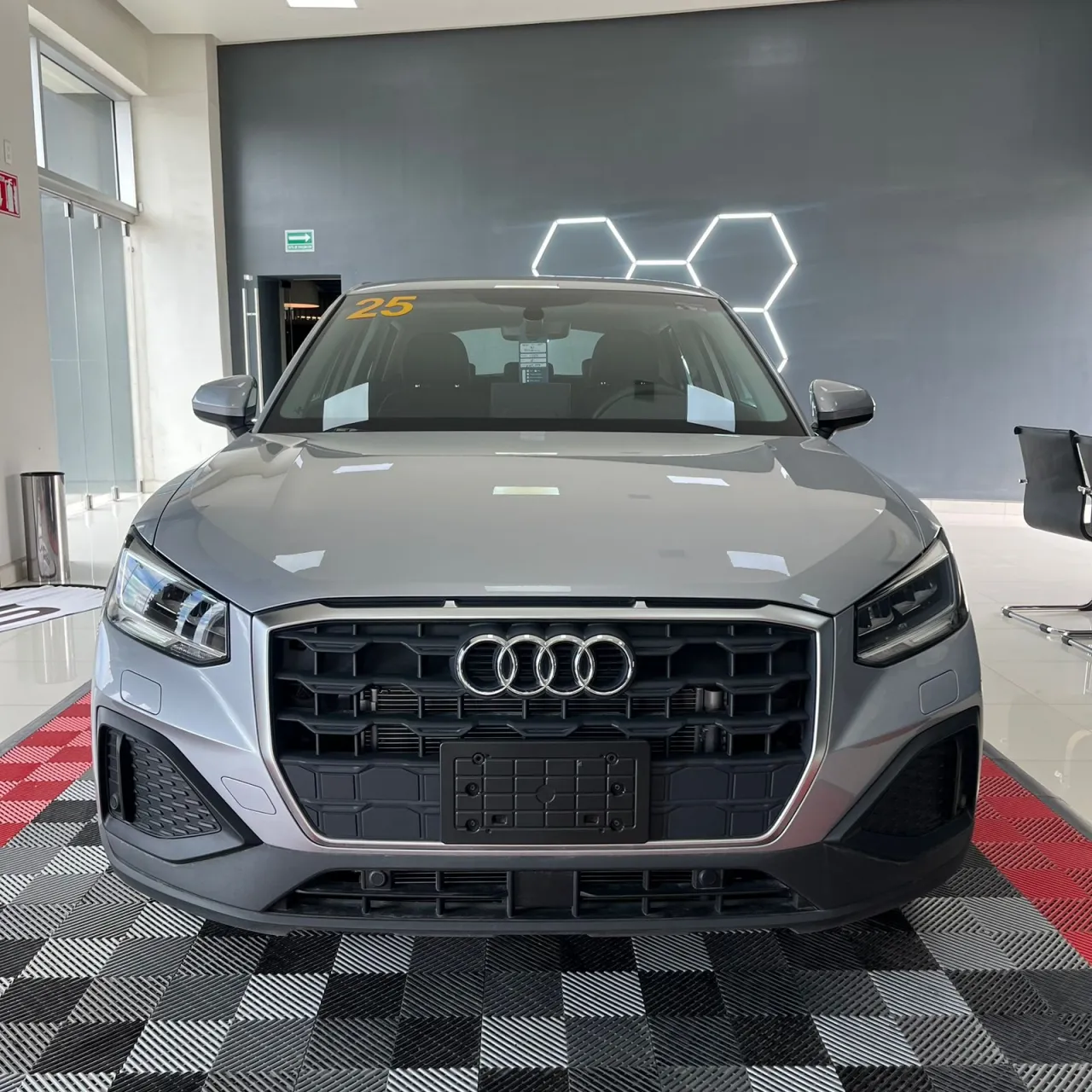Audi Q2 Dynamic 2025, foto 8