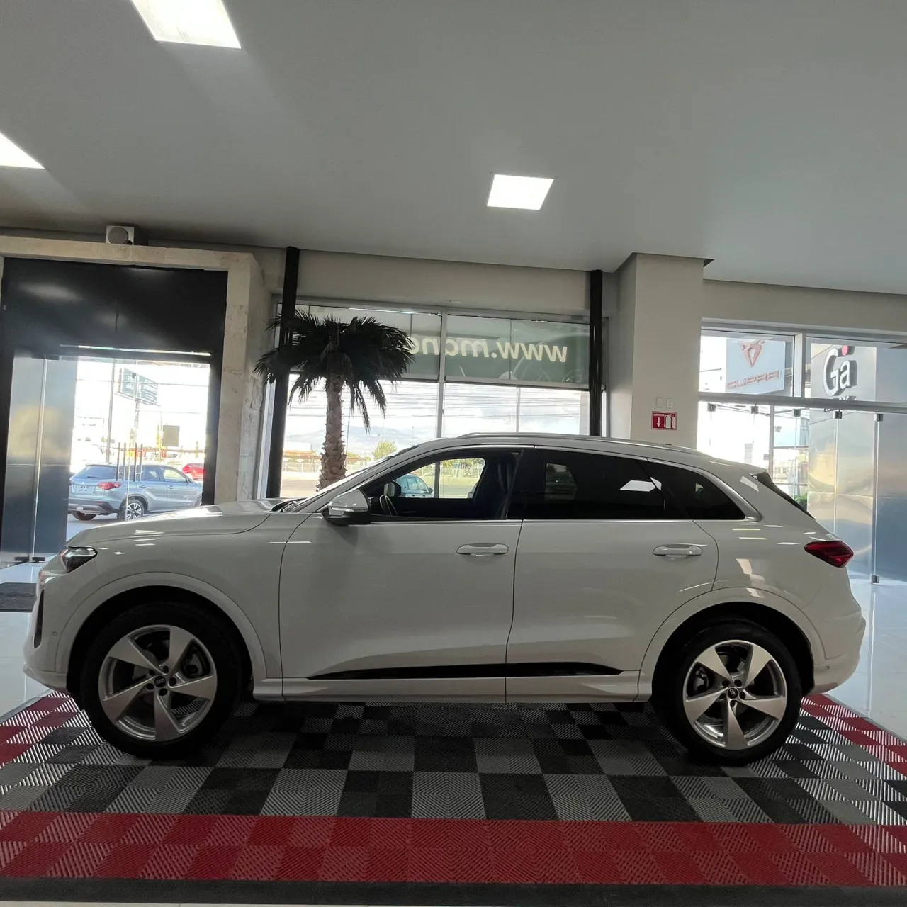 Audi Q5 Elite 2025, foto 2