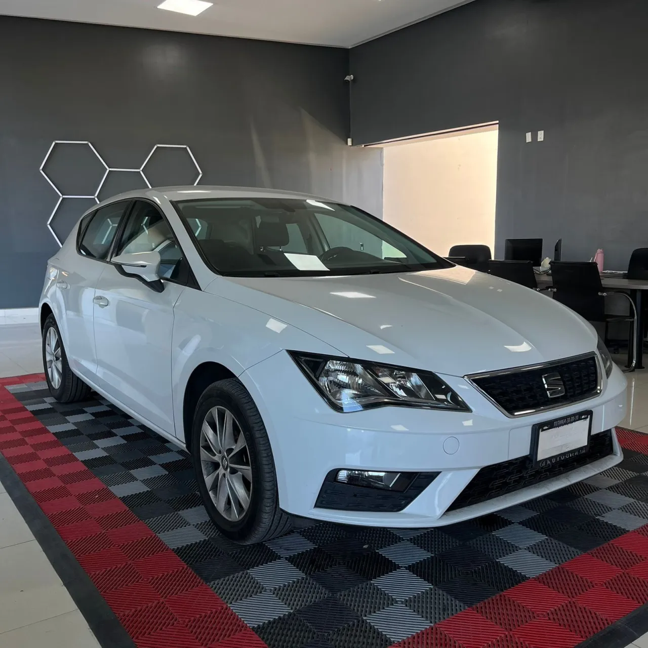 SEAT Leon Style 2019, foto 6